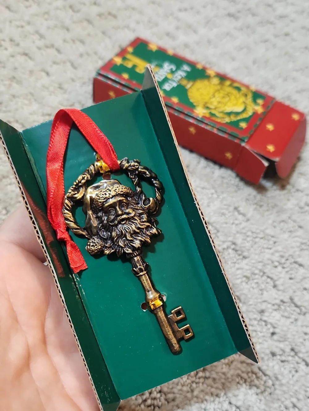 GANZ A Key For SANTA Holiday Key In Box in Green, Red & Gold